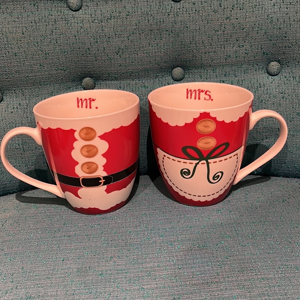 PFALTZGRAFF 🎅 Mr & Mrs Santa Outfit 🧑‍🎄 2 Mug Gift Set. NEW!